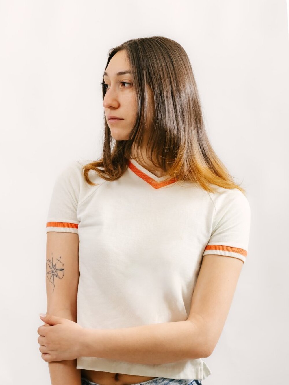 80s V-Neck Top (XS) white orange vintage womens striped preppy t-shirt retro